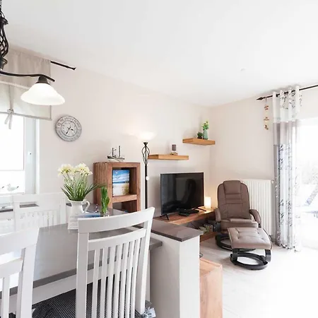 H24 Ferienhaussiedlung Leuchtturmstraße