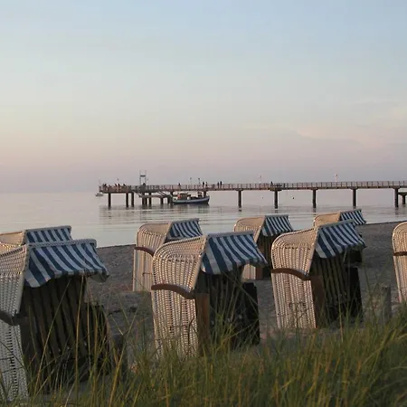 Сasa de vacaciones H24 Ferienhaussiedlung Leuchtturmstrasse Rerik