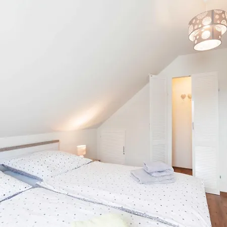 H24 Ferienhaussiedlung Leuchtturmstrasse *